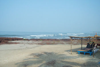 Sea View Resort Morjim Buitenkant foto